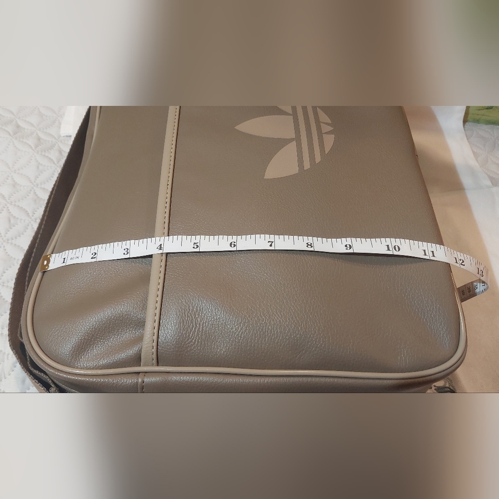 adidas Originals Olive Gray Trefoil Crossbody Messenger - Picture 7 of 12